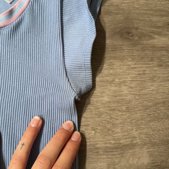 Urban Outfitters Go For Gold Top Bundle - Picture 3 of 11